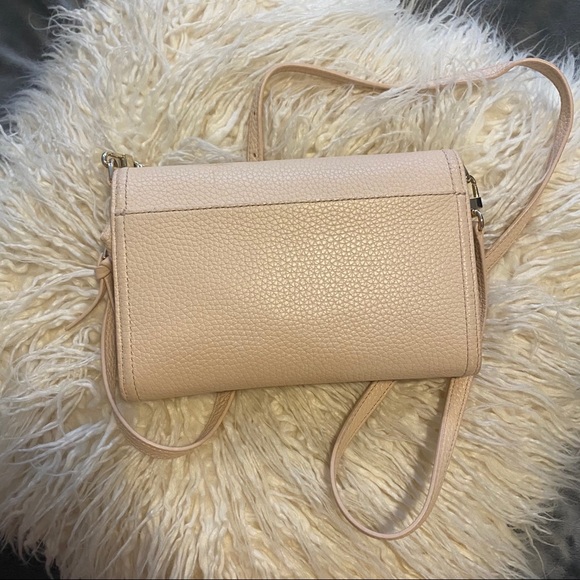 *SOLD*. Tory Burch light pink crossbody - Picture 4 of 7